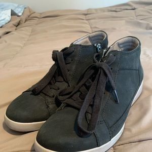 Suede zip-up black Dansko sneakers, size 39.